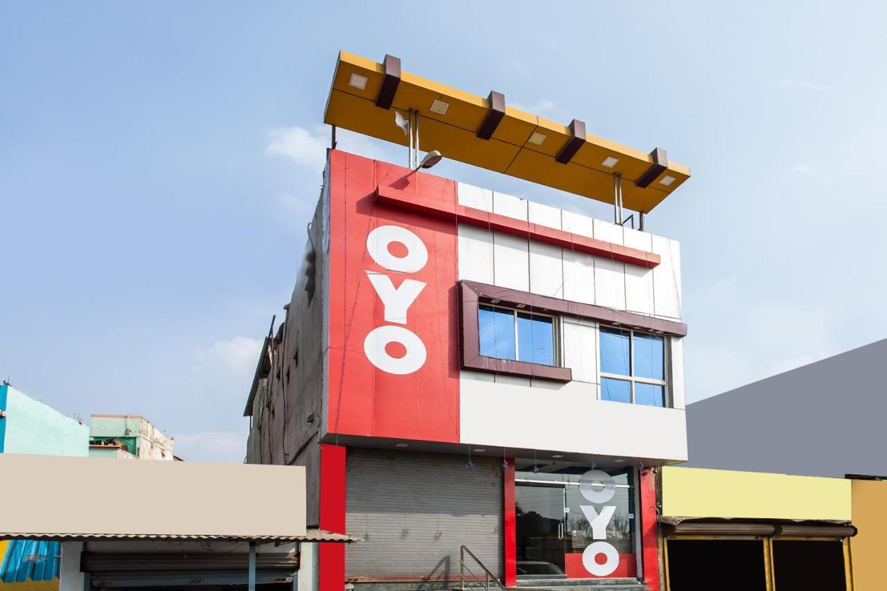 Oyo 24196 Hotel Shreenath Palace Ujjain Dış mekan fotoğraf
